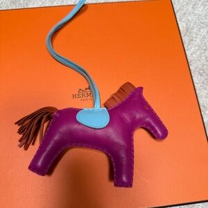 HERMES